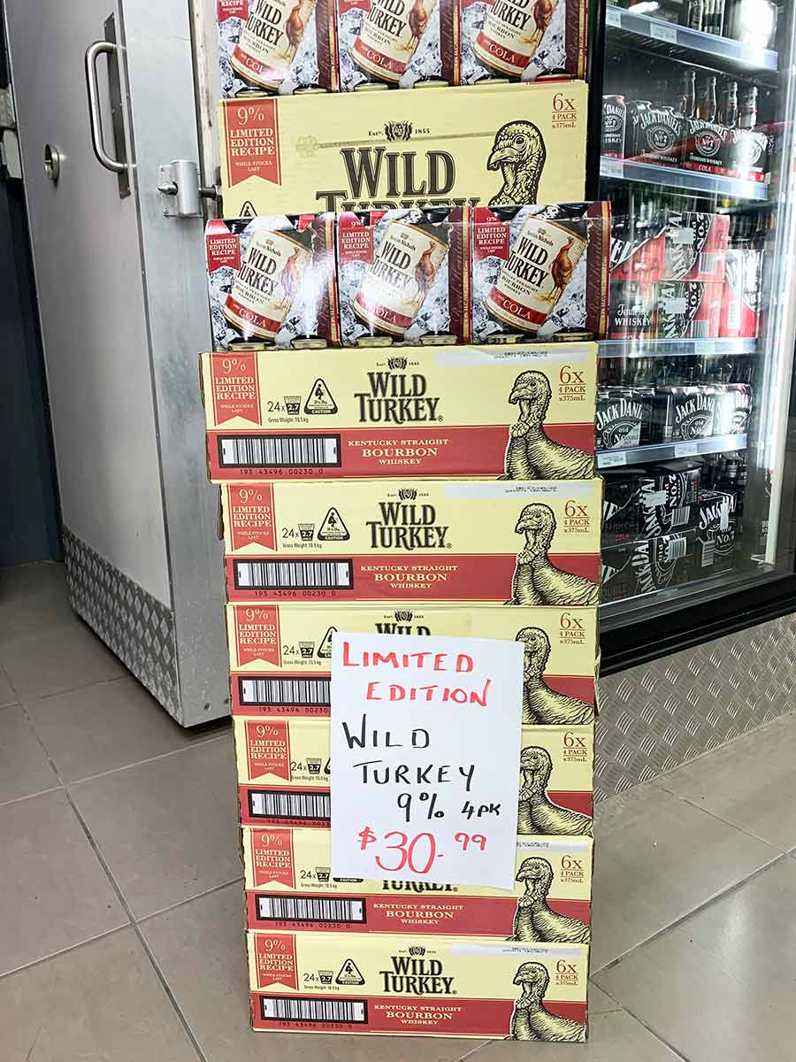 Young Australian Hotel Drive Thru Bundaberg Young